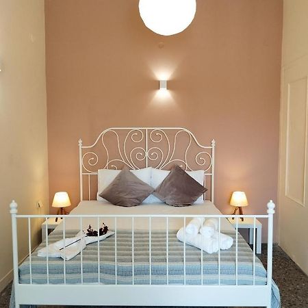 Vicky'S Central Apartment Corinth Экстерьер фото