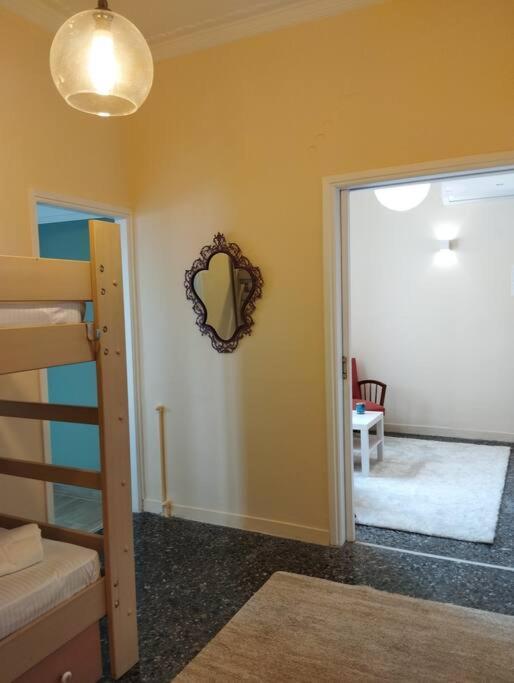 Vicky'S Central Apartment Corinth Экстерьер фото